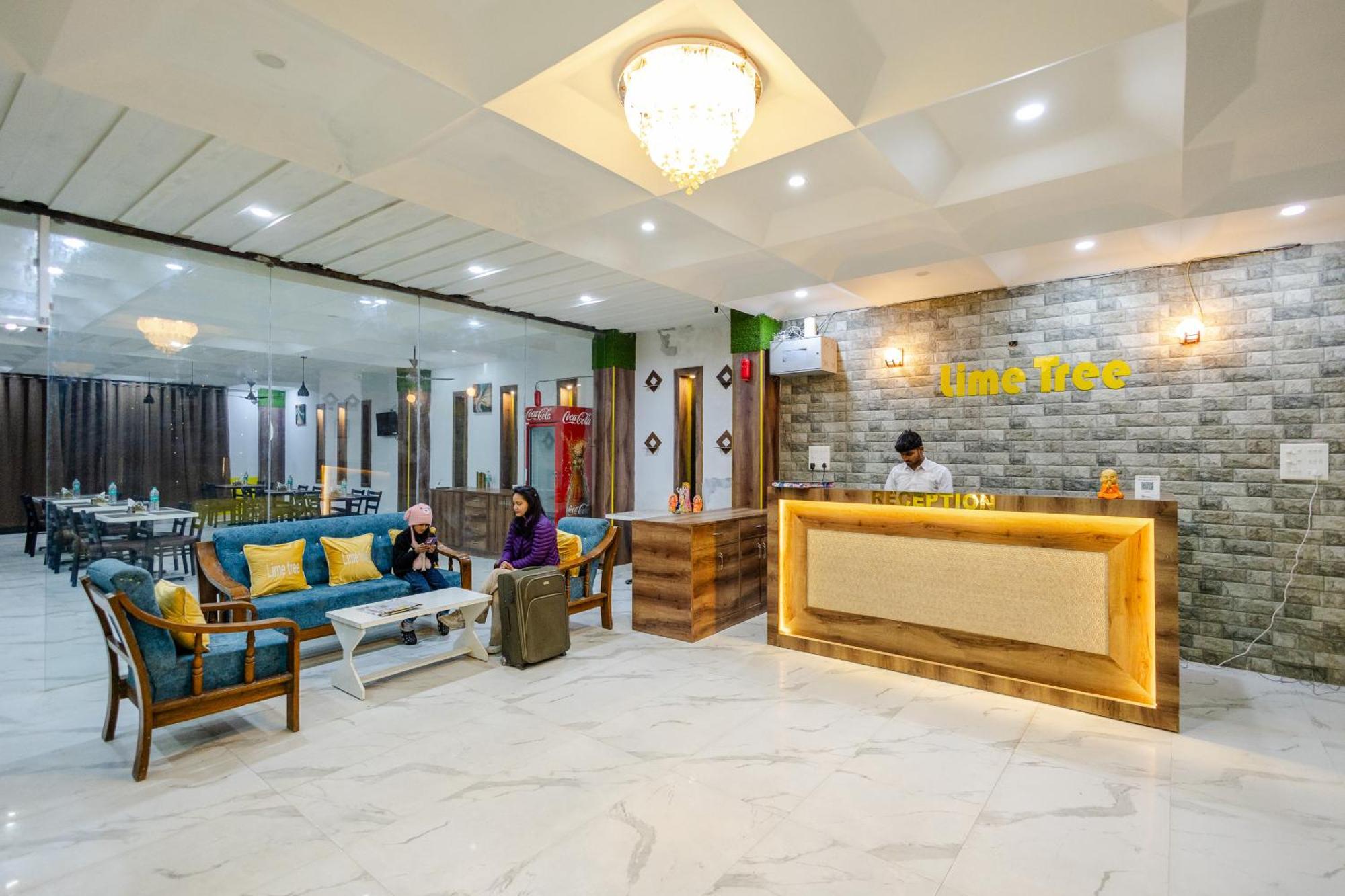 Lime Tree Hotel And Banquet Vrindāvan מראה חיצוני תמונה