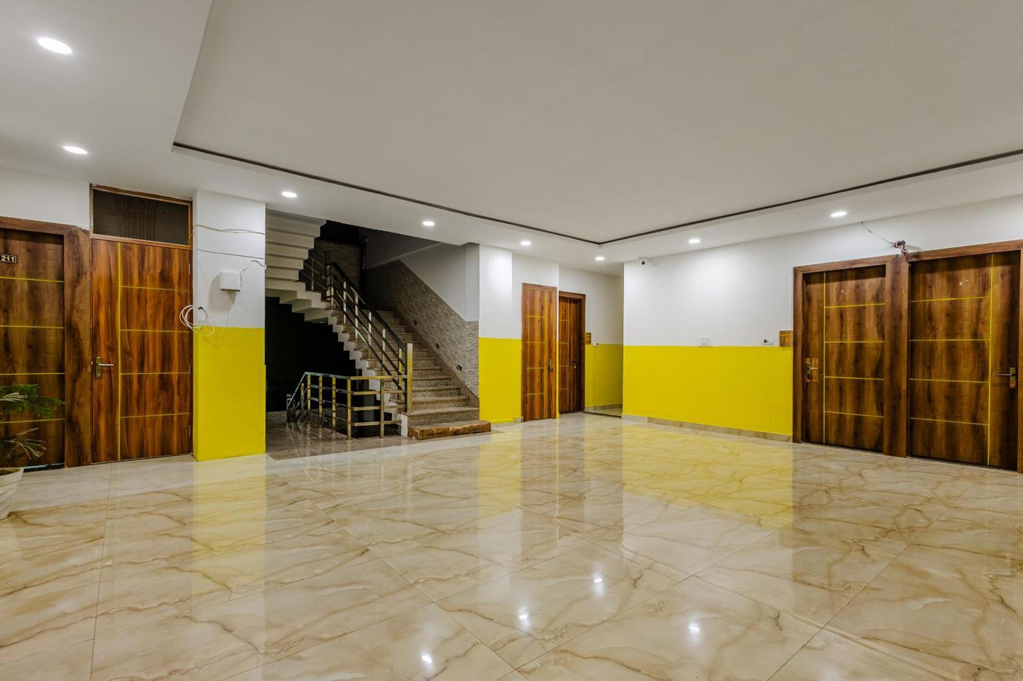 Lime Tree Hotel And Banquet Vrindāvan מראה חיצוני תמונה