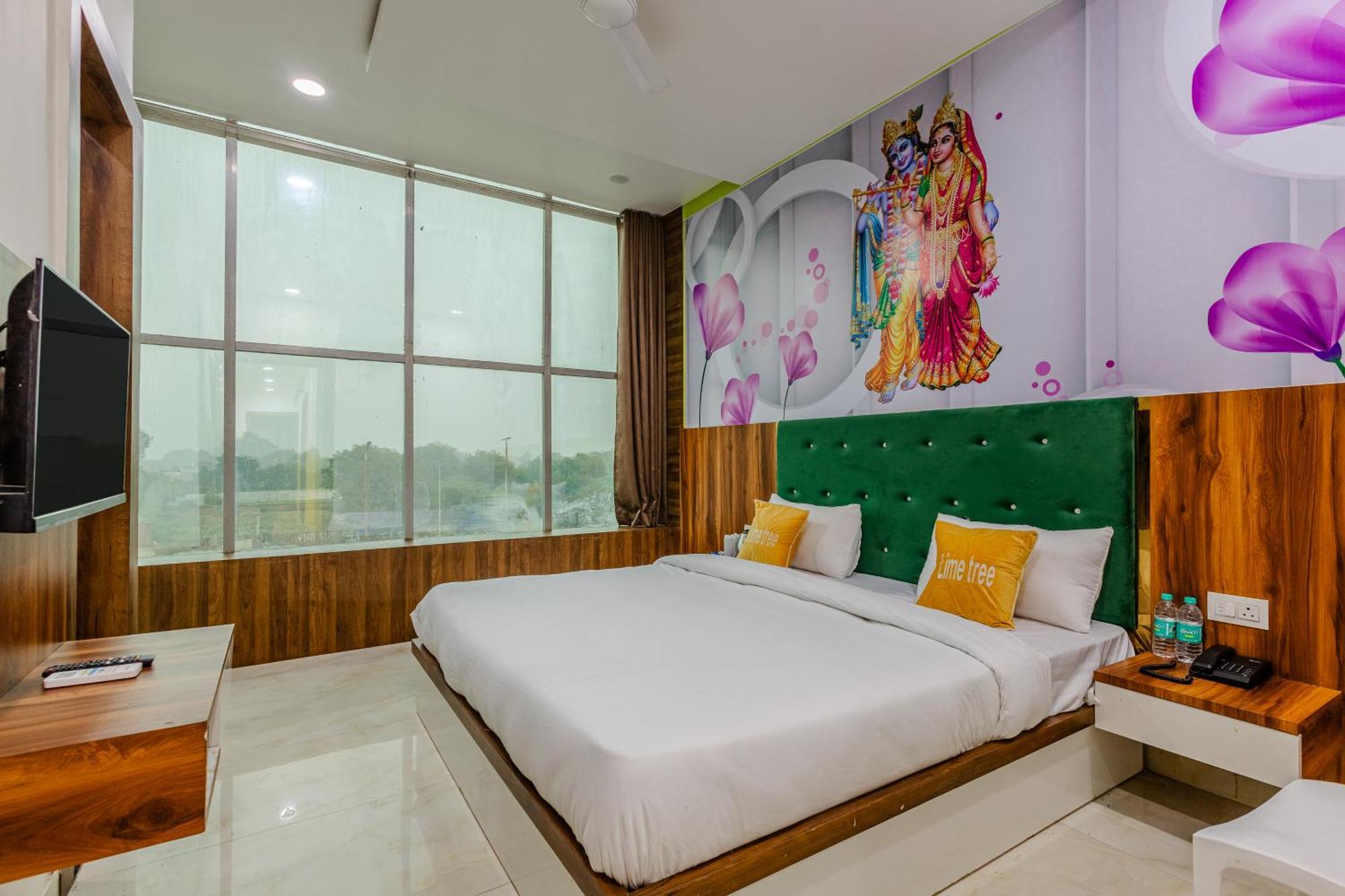 Lime Tree Hotel And Banquet Vrindāvan מראה חיצוני תמונה