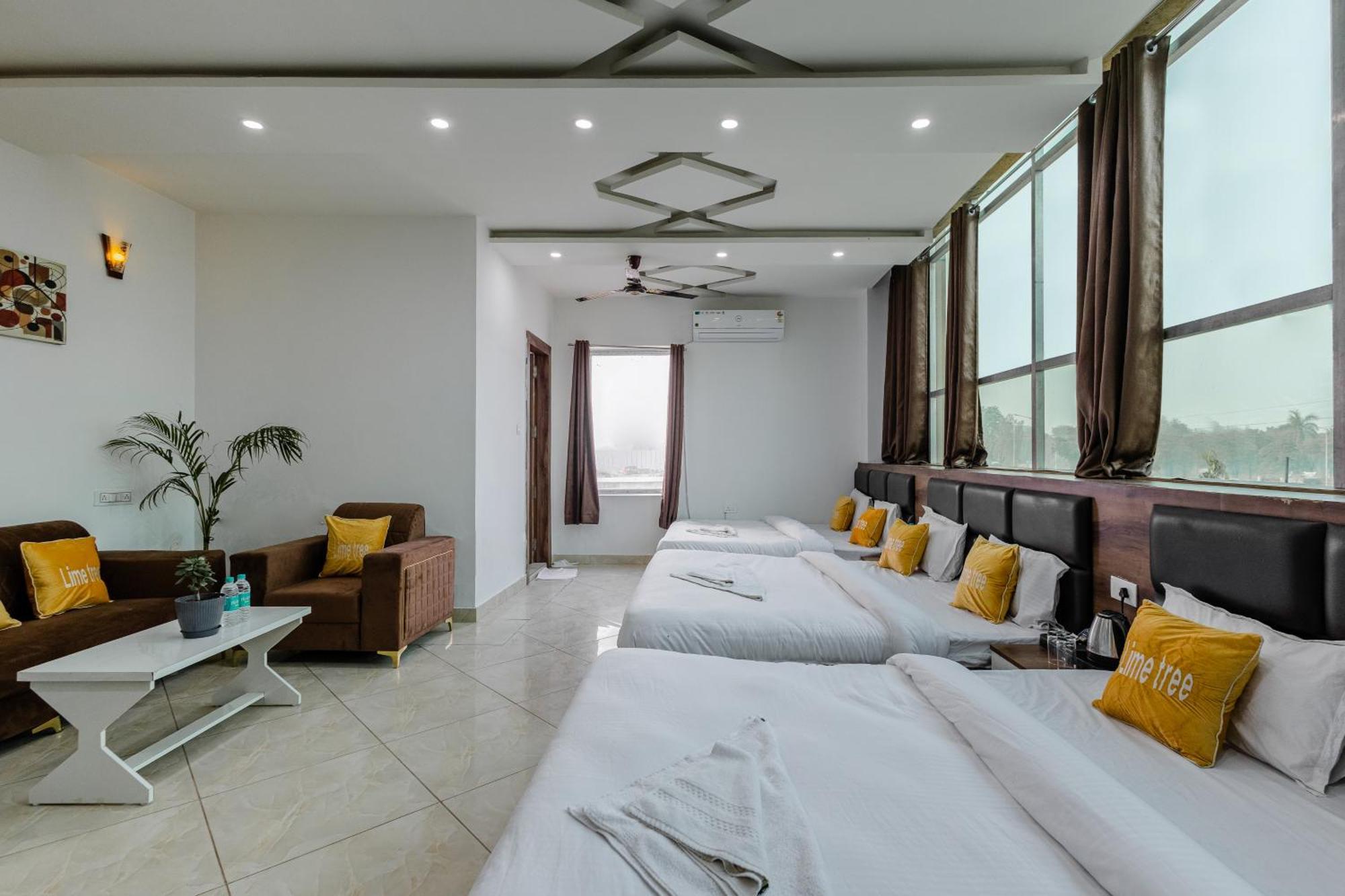 Lime Tree Hotel And Banquet Vrindāvan מראה חיצוני תמונה