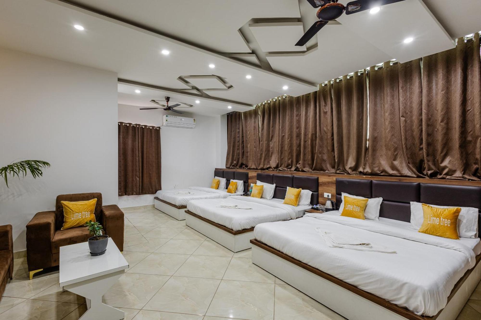 Lime Tree Hotel And Banquet Vrindāvan מראה חיצוני תמונה