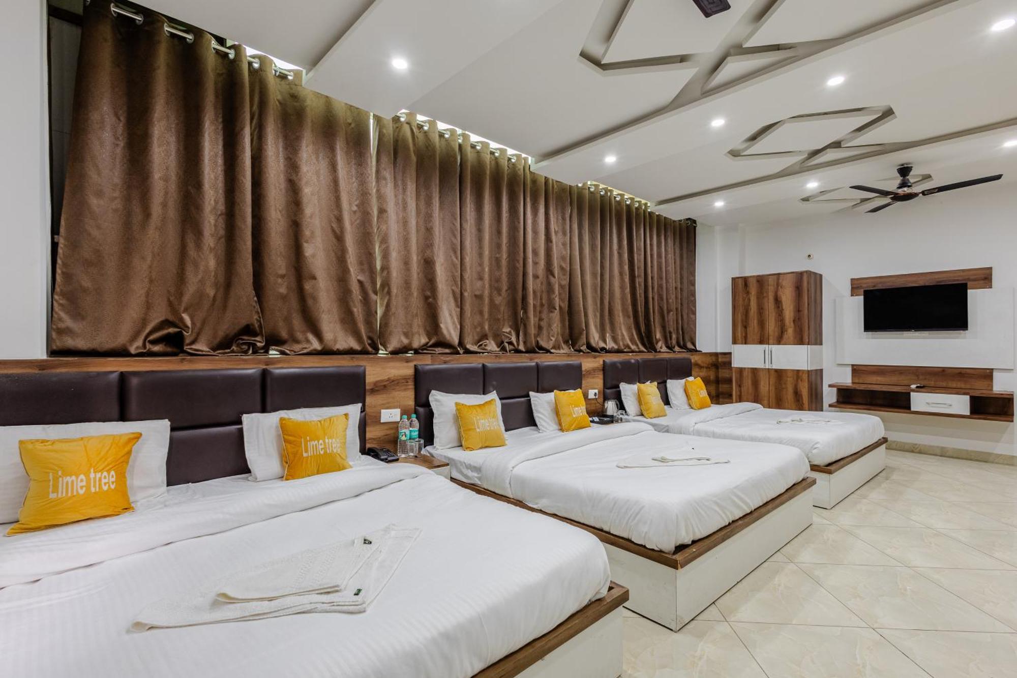 Lime Tree Hotel And Banquet Vrindāvan מראה חיצוני תמונה